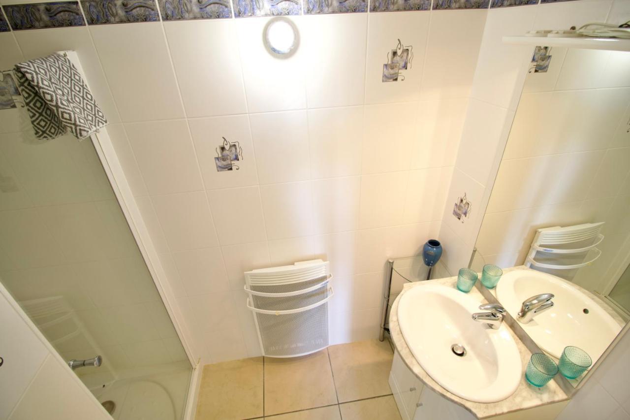 Bed and Breakfast O Trois Oliviers Louin Exterior foto